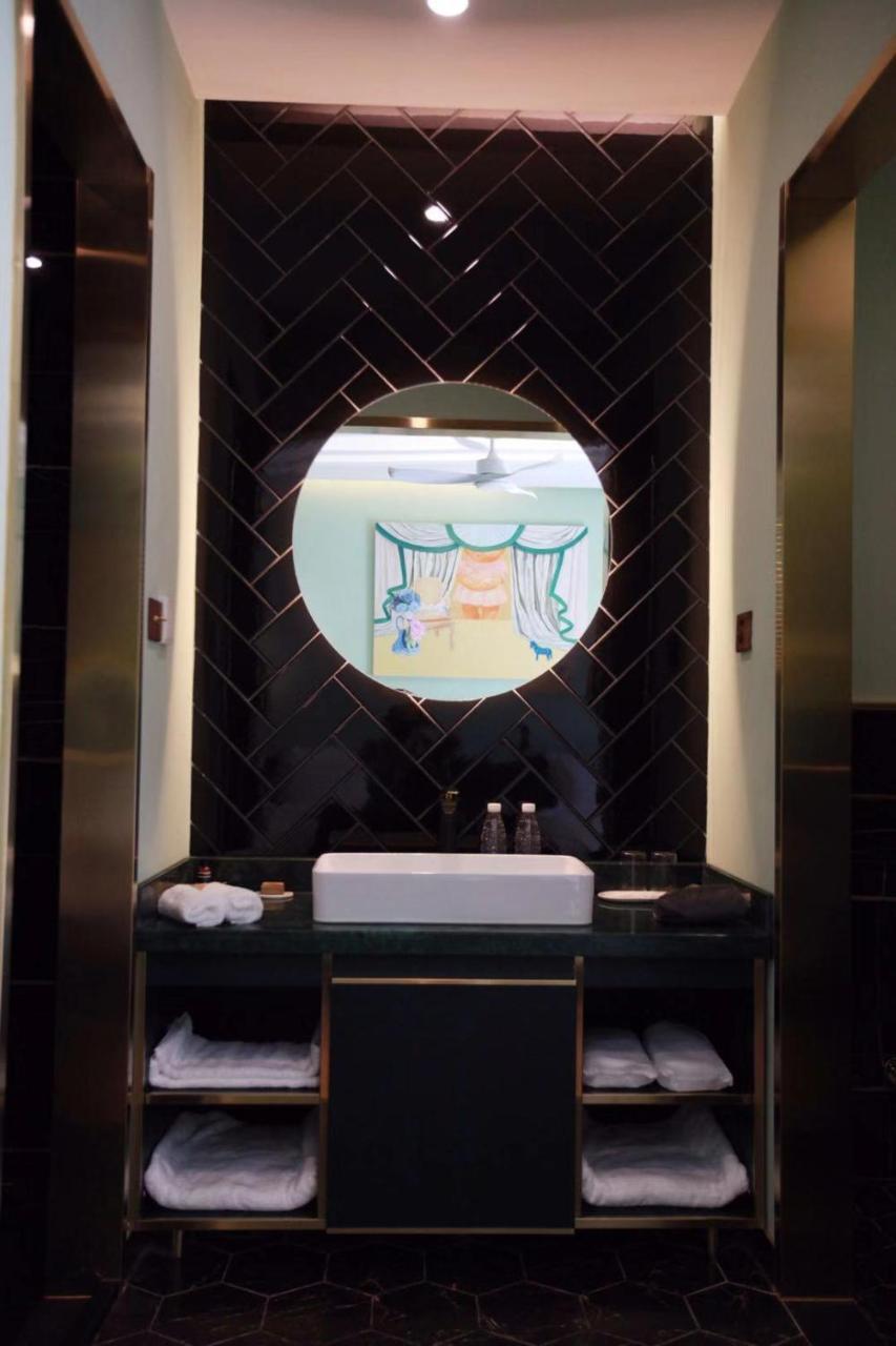 Moon And Chalice Boutique Hotel Kunming Exterior foto
