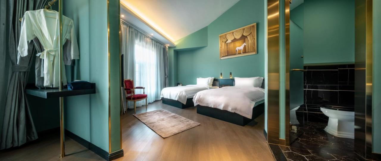 Moon And Chalice Boutique Hotel Kunming Exterior foto